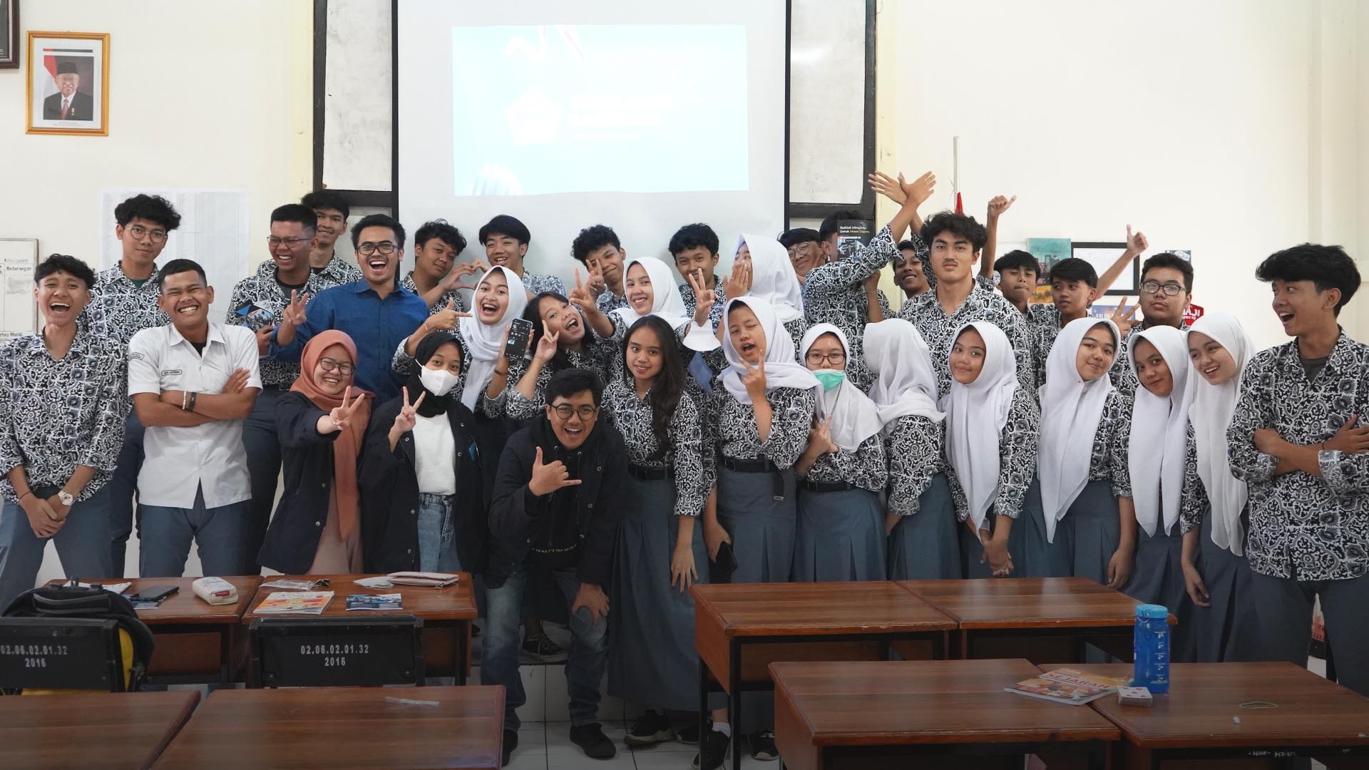 AMIK Goes To School | SMAN 2 Bandung – STMIK "AMIKBANDUNG"